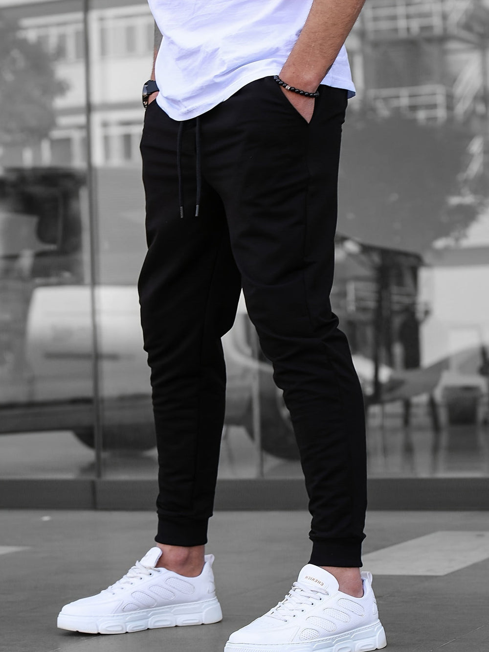 Men's Lightweight Slim-Fit Sports Pants - Breathable Athletic Wear - Black