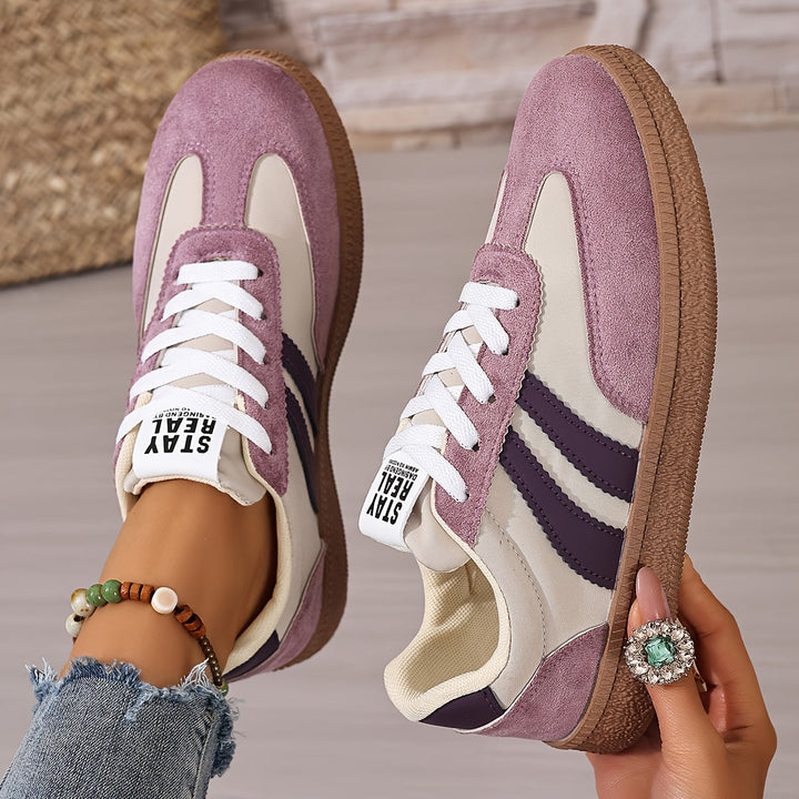 Women's Classic Lace-Up Sneakers in purple, Everyday Comfort