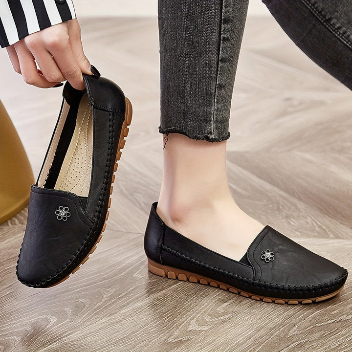 Women's Soft Slip-On Loafers - Lightweight Everyday Comfort