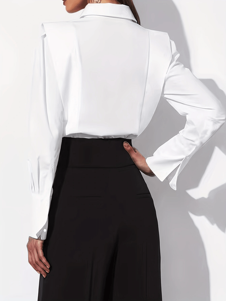 Women's Tailored Button-Up Shirt - Structured Elegance